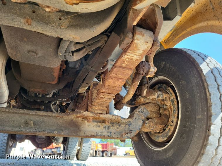 image for item DP5277 2004 Sterling L-Line  dump truck