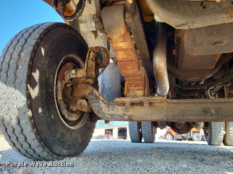 image for item DP5277 2004 Sterling L-Line  dump truck