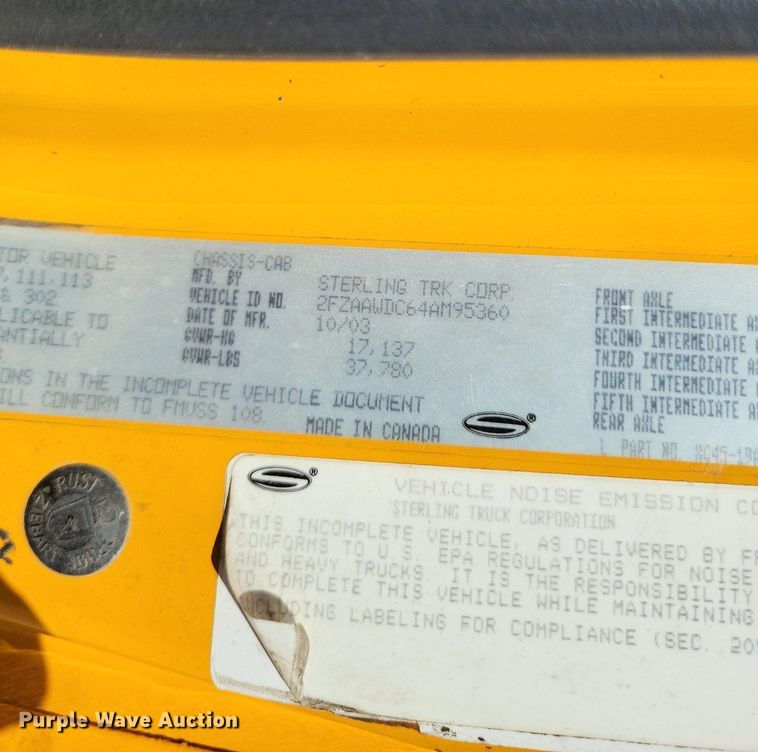 image for item DP5277 2004 Sterling L-Line  dump truck