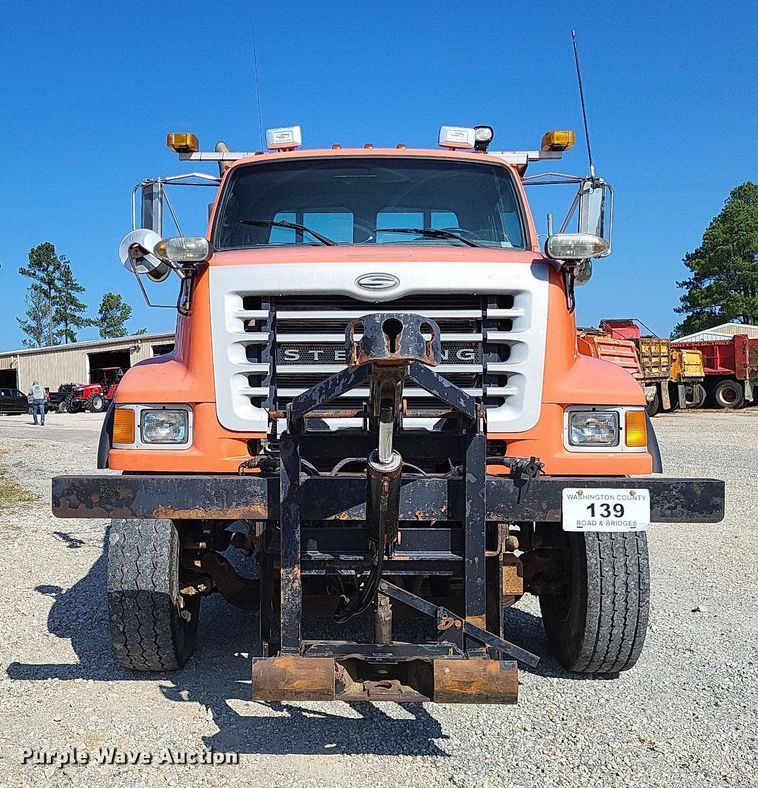 image for item DP5278 2003 Sterling L9500  dump truck