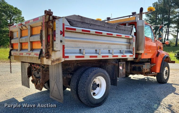 image for item DP5278 2003 Sterling L9500  dump truck
