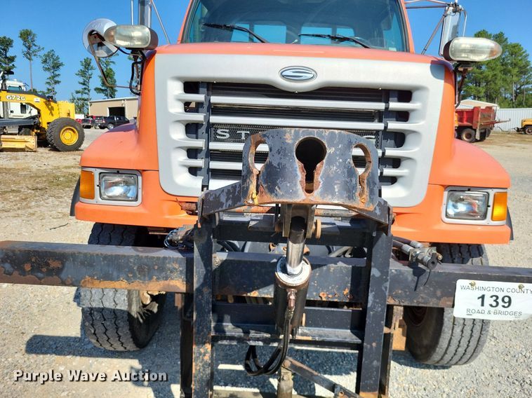 image for item DP5278 2003 Sterling L9500  dump truck