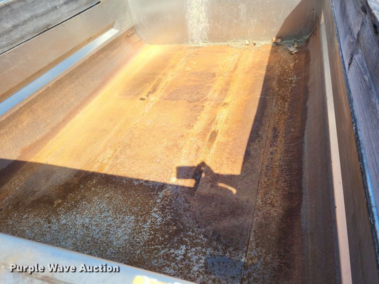 image for item DP5278 2003 Sterling L9500  dump truck