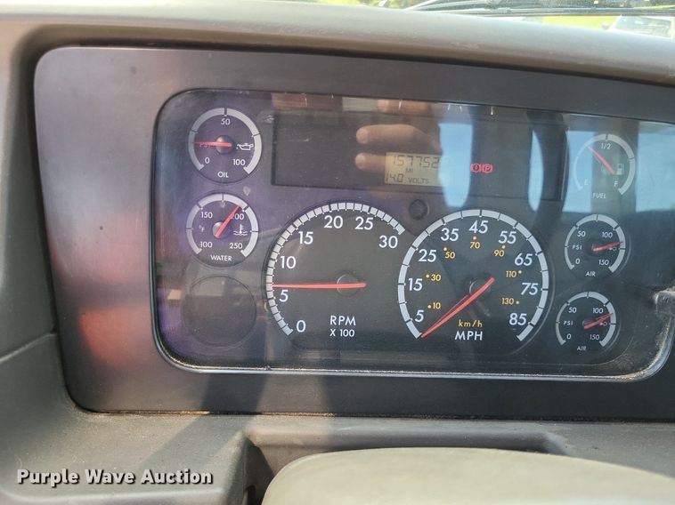 image for item DP5278 2003 Sterling L9500  dump truck