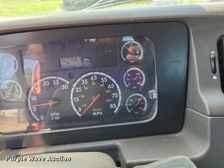 image for item DP5278 2003 Sterling L9500  dump truck