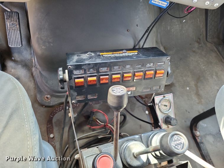 image for item DP5278 2003 Sterling L9500  dump truck