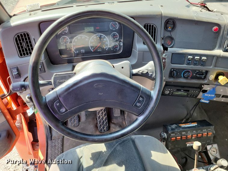 image for item DP5278 2003 Sterling L9500  dump truck