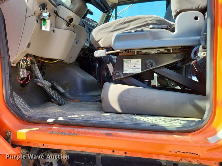 image for item DP5278 2003 Sterling L9500  dump truck