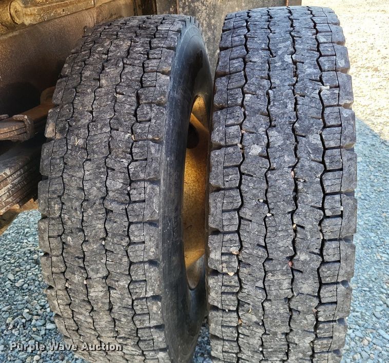 image for item DP5278 2003 Sterling L9500  dump truck