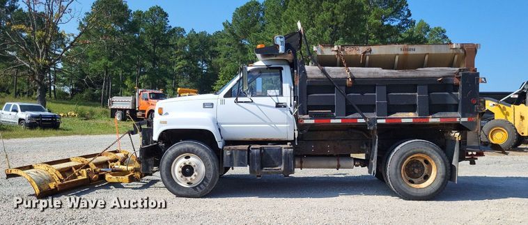 image for item DP5279 1999 GMC C8500  dump truck