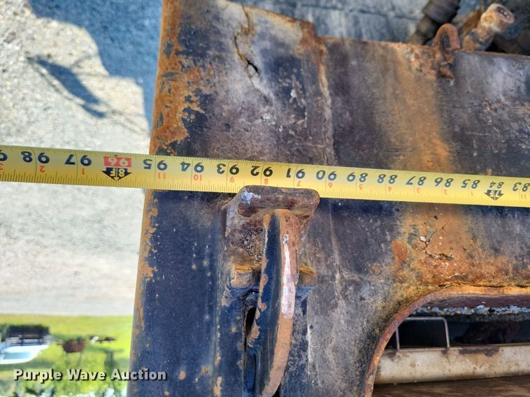 image for item DP5279 1999 GMC C8500  dump truck