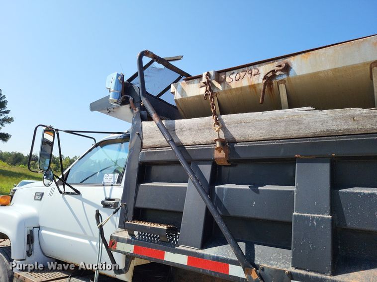 image for item DP5279 1999 GMC C8500  dump truck