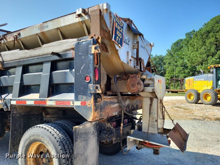 image for item DP5279 1999 GMC C8500  dump truck