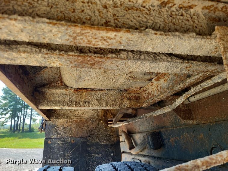 image for item DP5279 1999 GMC C8500  dump truck