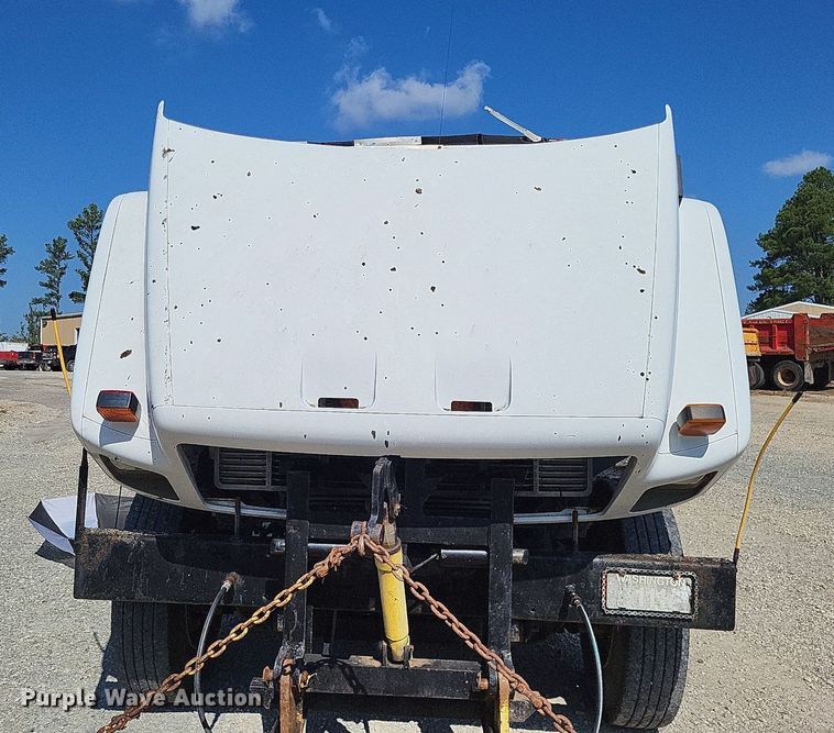 image for item DP5279 1999 GMC C8500  dump truck