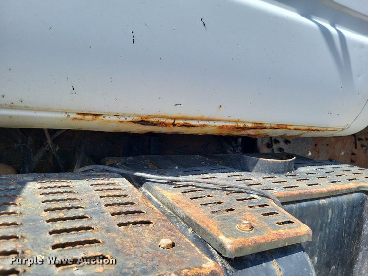 image for item DP5279 1999 GMC C8500  dump truck