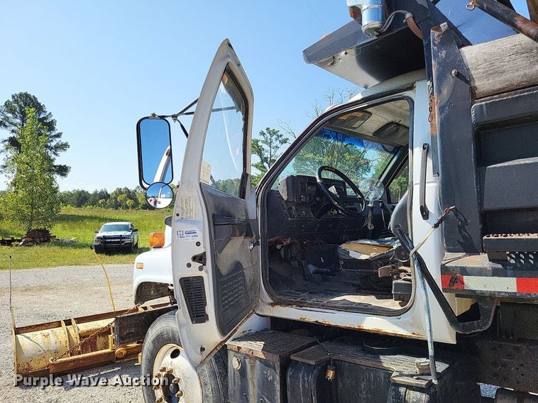 image for item DP5279 1999 GMC C8500  dump truck