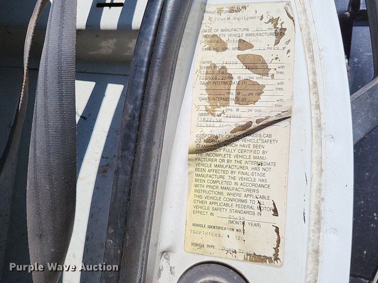 image for item DP5279 1999 GMC C8500  dump truck