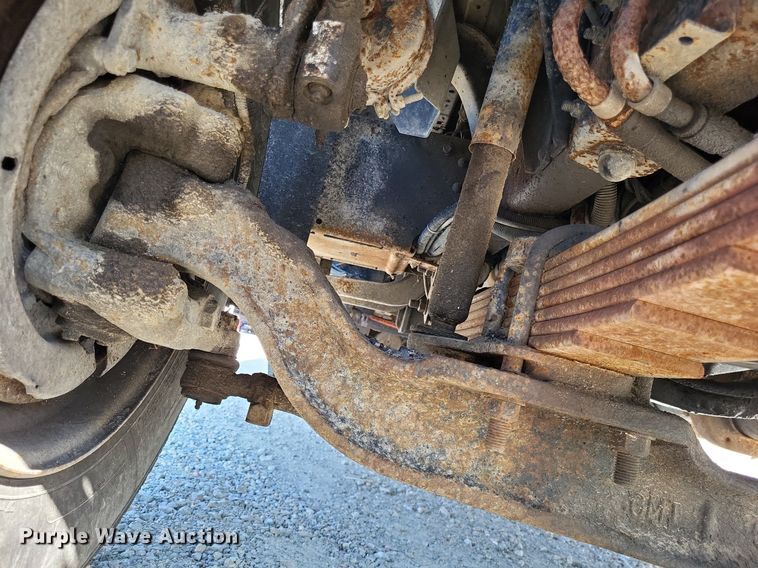 image for item DP5279 1999 GMC C8500  dump truck