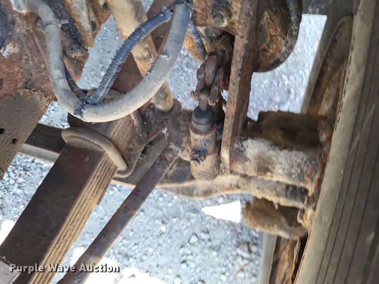 image for item DP5279 1999 GMC C8500  dump truck