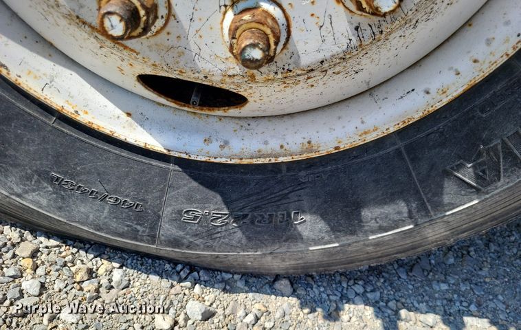 image for item DP5279 1999 GMC C8500  dump truck