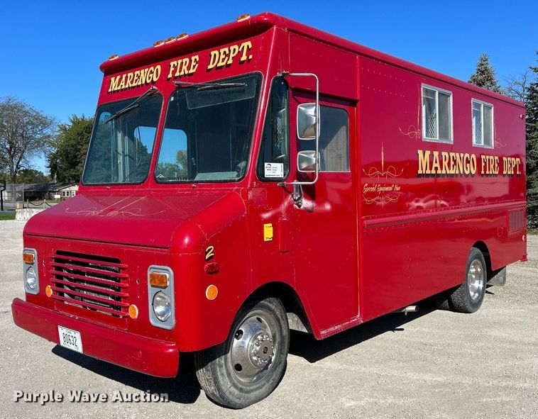 image for item DQ0960 1982 GMC  emergency response vehicle