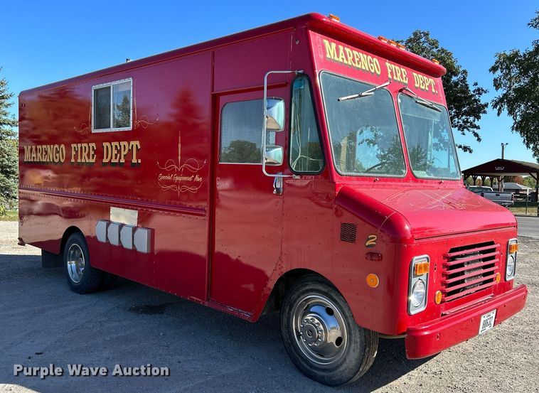 image for item DQ0960 1982 GMC  emergency response vehicle