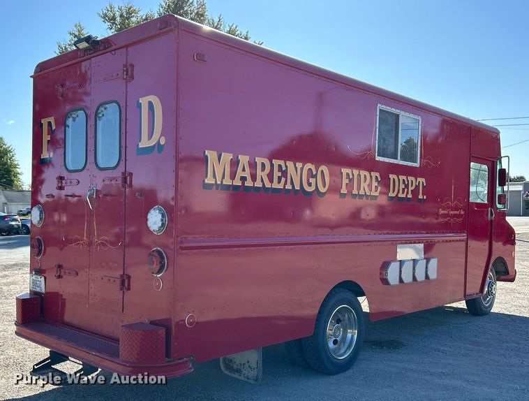 image for item DQ0960 1982 GMC  emergency response vehicle