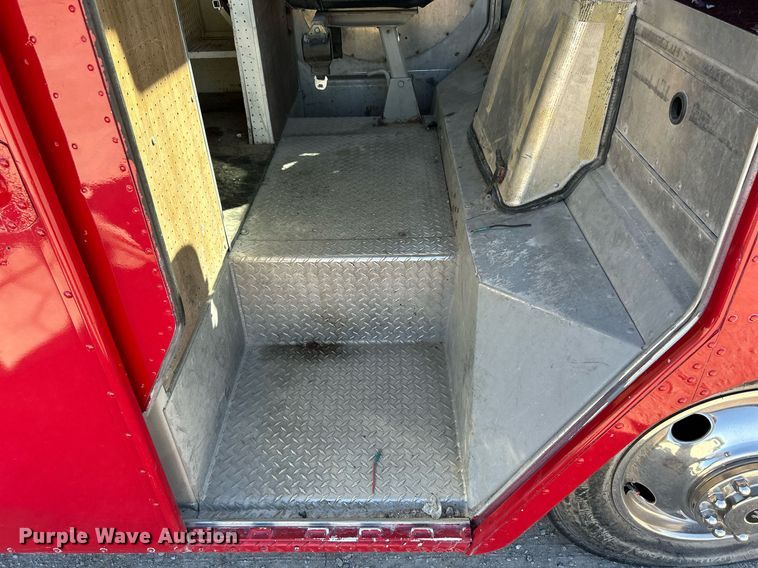 image for item DQ0960 1982 GMC  emergency response vehicle