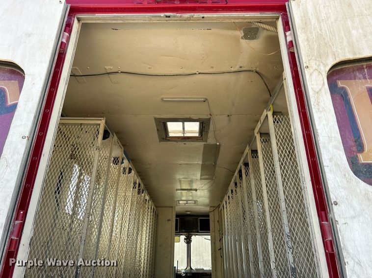 image for item DQ0960 1982 GMC  emergency response vehicle