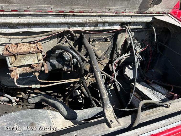 image for item DQ0960 1982 GMC  emergency response vehicle