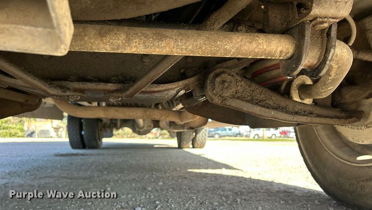 image for item DQ0960 1982 GMC  emergency response vehicle