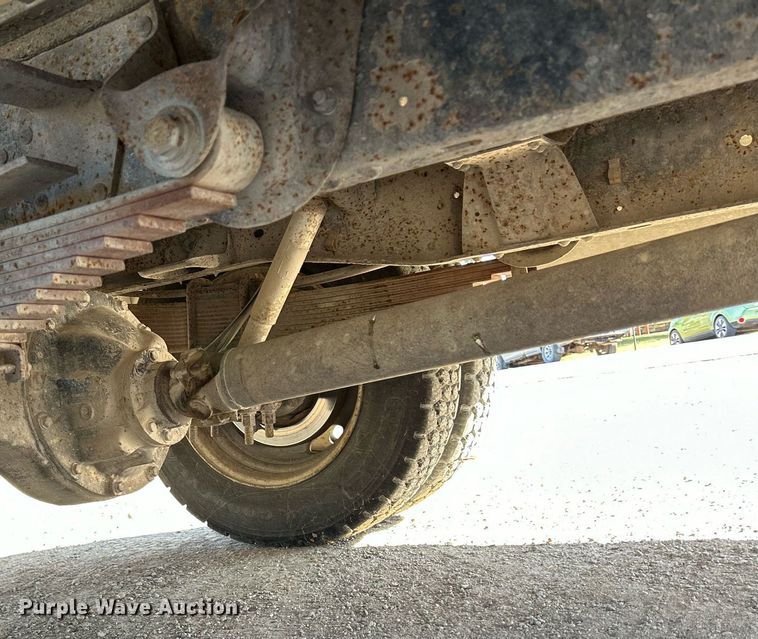 image for item DQ0960 1982 GMC  emergency response vehicle