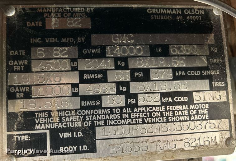 image for item DQ0960 1982 GMC  emergency response vehicle