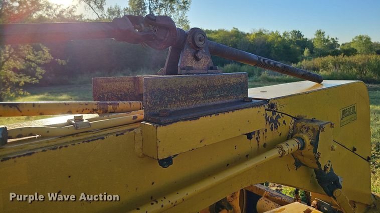 image for item DQ1174 1964 Caterpillar 12E  rigid frame motor grader