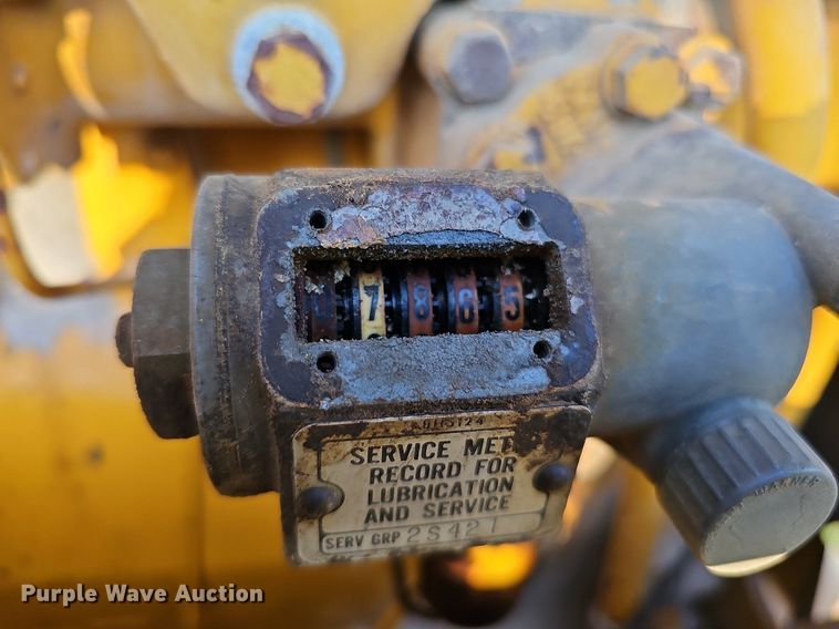 image for item DQ1174 1964 Caterpillar 12E  rigid frame motor grader