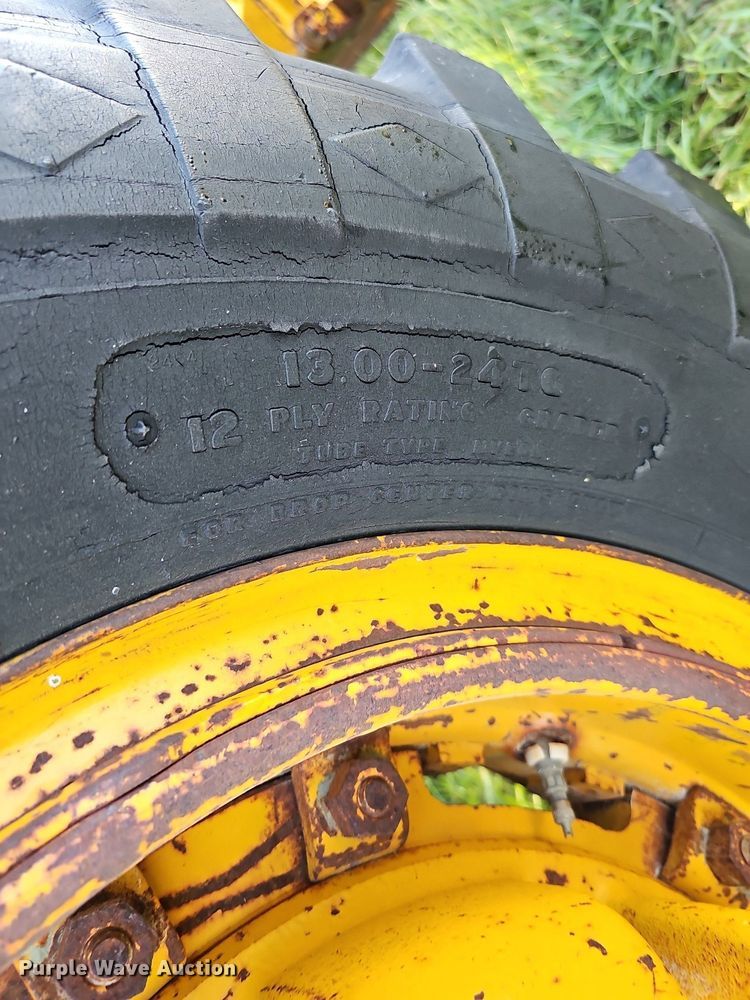 image for item DQ1174 1964 Caterpillar 12E  rigid frame motor grader