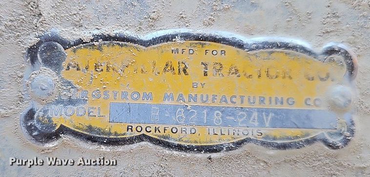 image for item DQ1174 1964 Caterpillar 12E  rigid frame motor grader