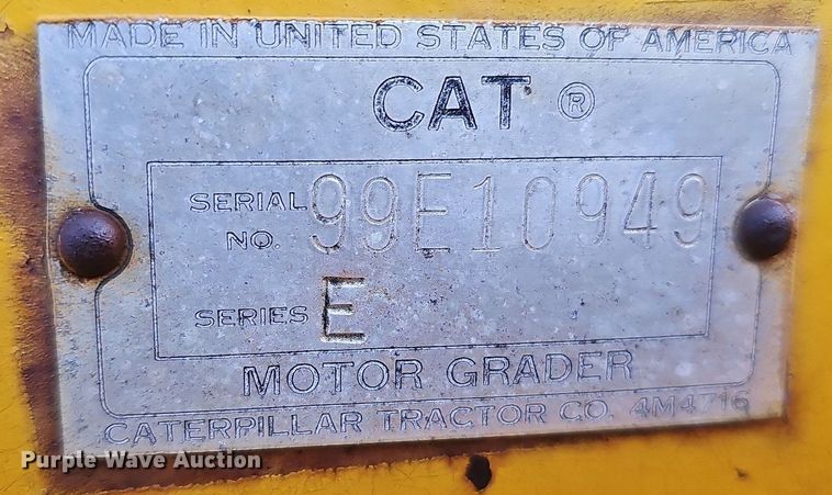 image for item DQ1174 1964 Caterpillar 12E  rigid frame motor grader