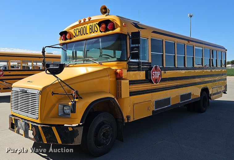 image for item DQ1194 1999 Freightliner FS65 Blue Bird  school bus