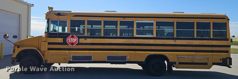 image for item DQ1194 1999 Freightliner FS65 Blue Bird  school bus