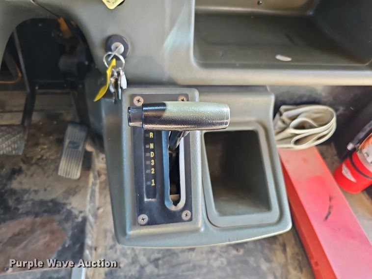 image for item DQ1194 1999 Freightliner FS65 Blue Bird  school bus