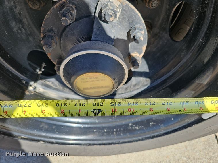 image for item DQ1194 1999 Freightliner FS65 Blue Bird  school bus