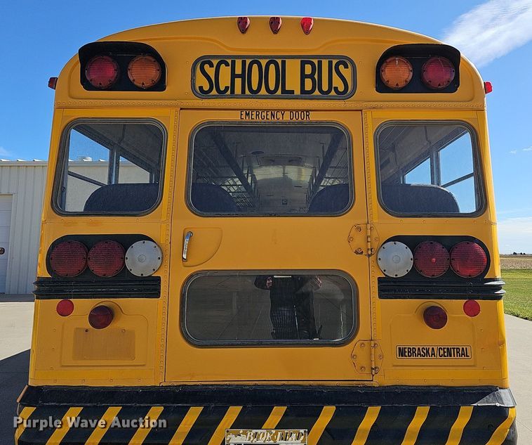 image for item DQ1195 1997 Ford Blue Bird M77239  school bus