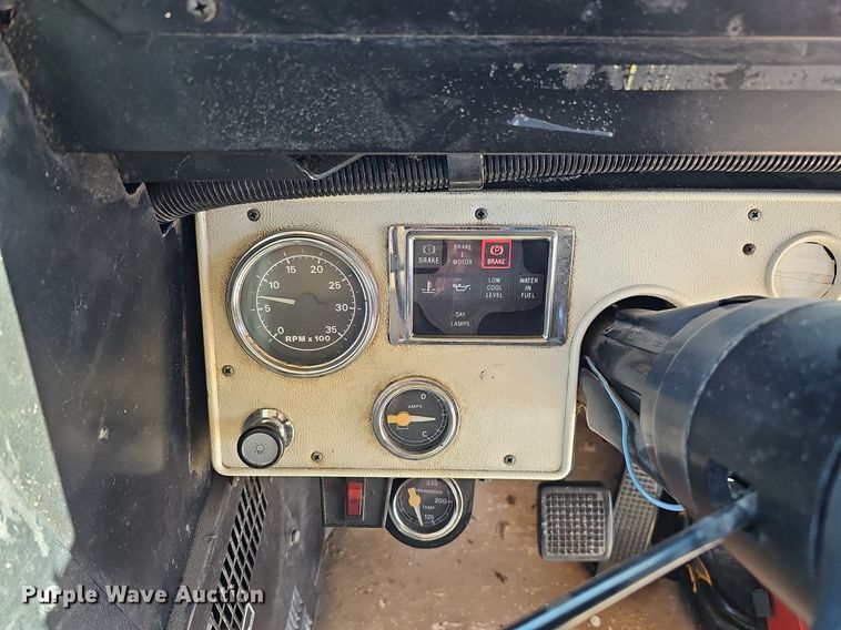 image for item DQ1195 1997 Ford Blue Bird M77239  school bus