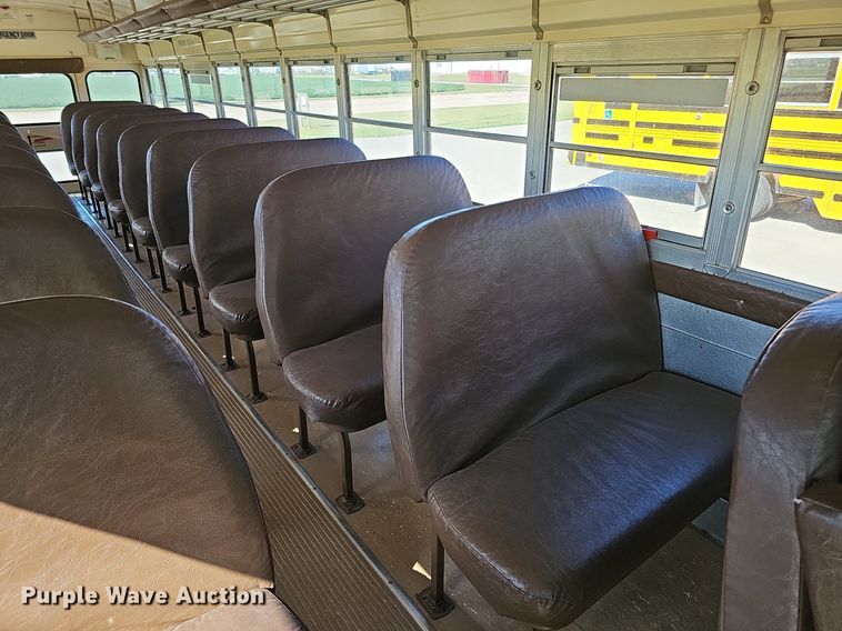 image for item DQ1195 1997 Ford Blue Bird M77239  school bus