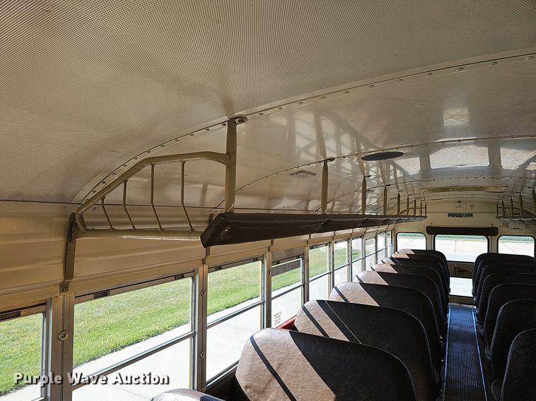 image for item DQ1195 1997 Ford Blue Bird M77239  school bus