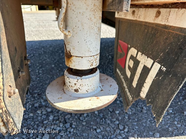 image for item DQ1449 2015 Dodge Ram 5500  bucket truck