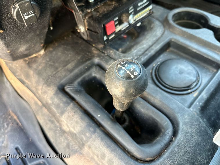 image for item DQ1449 2015 Dodge Ram 5500  bucket truck