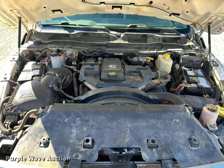 image for item DQ1449 2015 Dodge Ram 5500  bucket truck